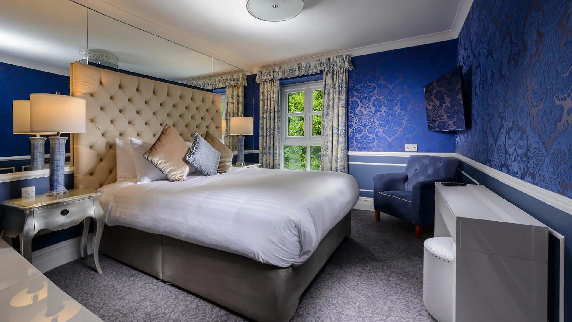 Killarney Dromhall Hotel 4*,