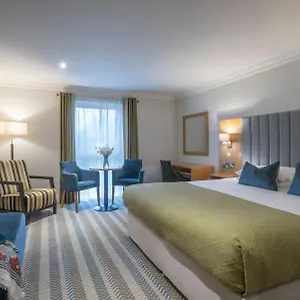 Hotel Heights, Killarney